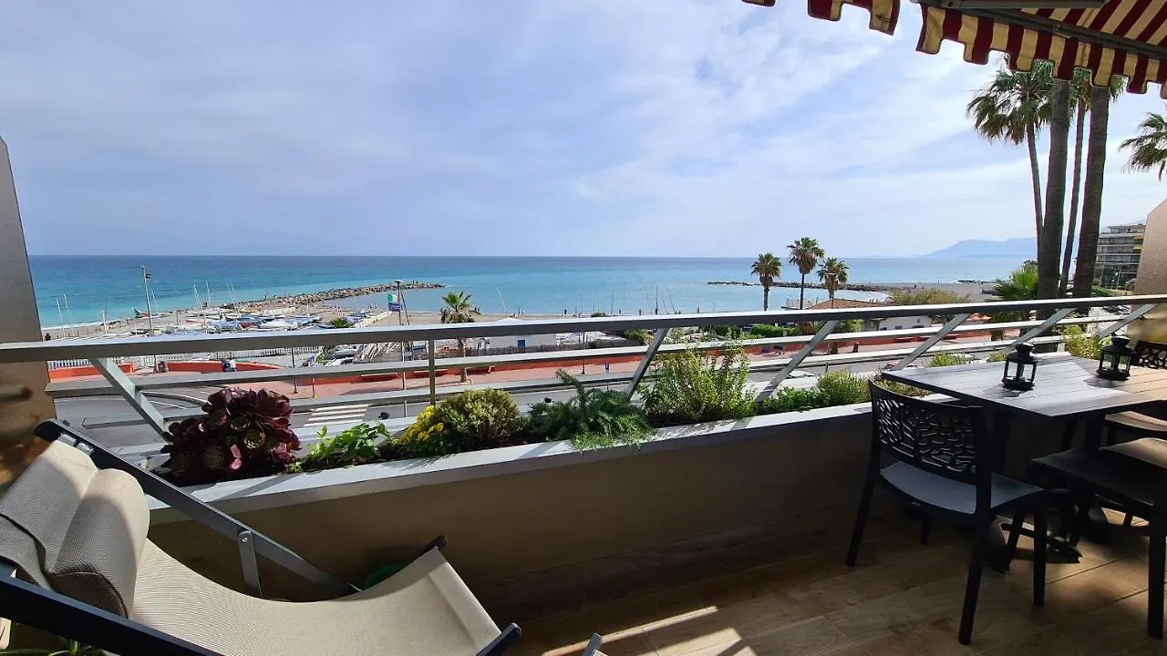 Bloom Al Mare Apartment Ventimiglia