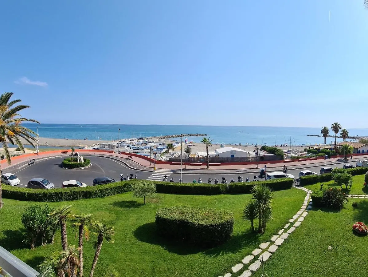 Апартаменты Bloom Al Mare Вентимилья Италия