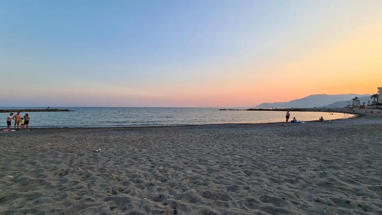 Апартаменты Bloom Al Mare Вентимилья 0*,