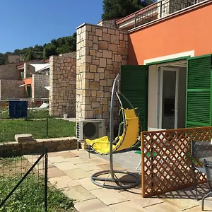 La Casa Del Mare : Cozy With Seaview And Garden Appartement